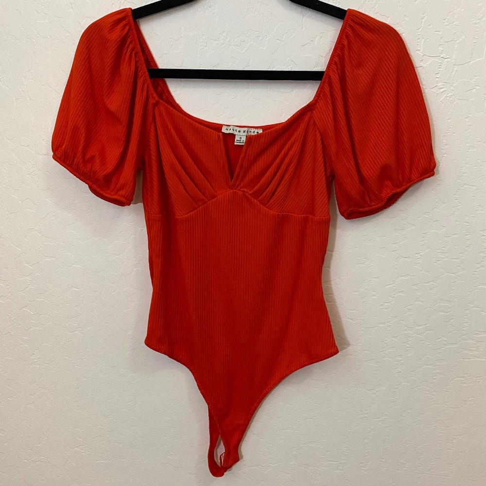 HAUte Monde orange bodysuit Size Small